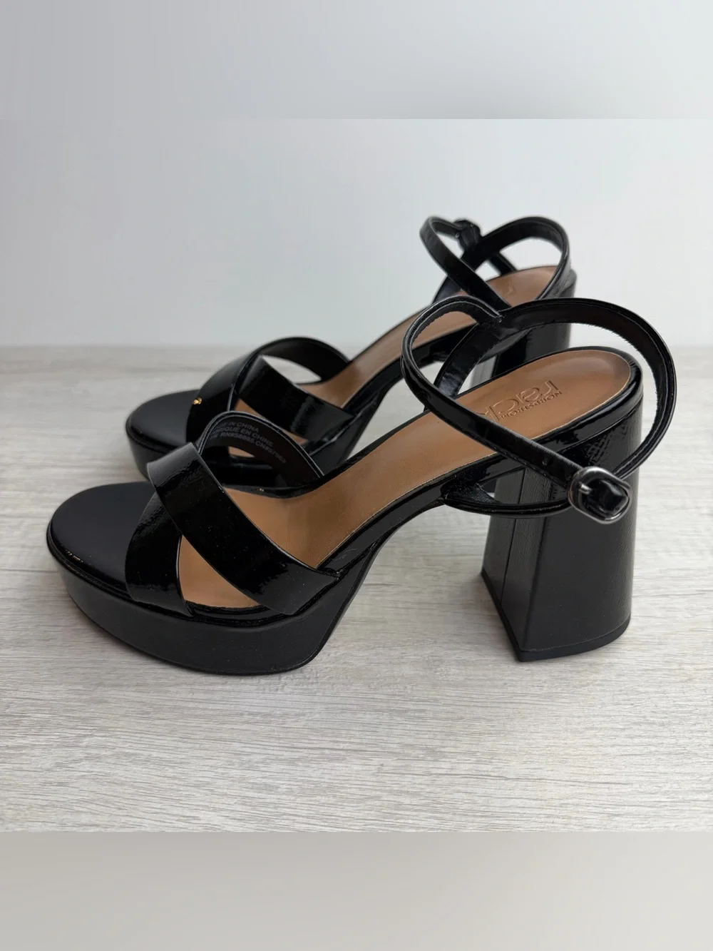 Nordstrom Rack Patent Black Platform Block-Heel Sandals with Ankle Strap 7.5 NWT